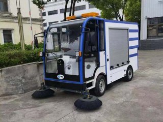 淄博市纪检委采购驾驶式扫地车